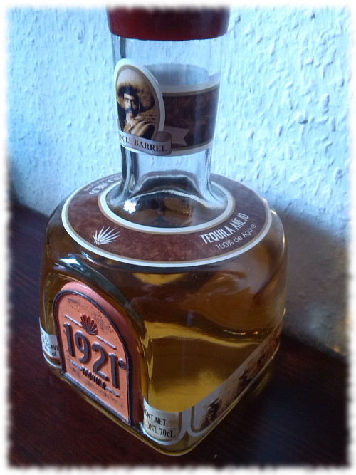1921 Tequila Añejo Seitenansicht