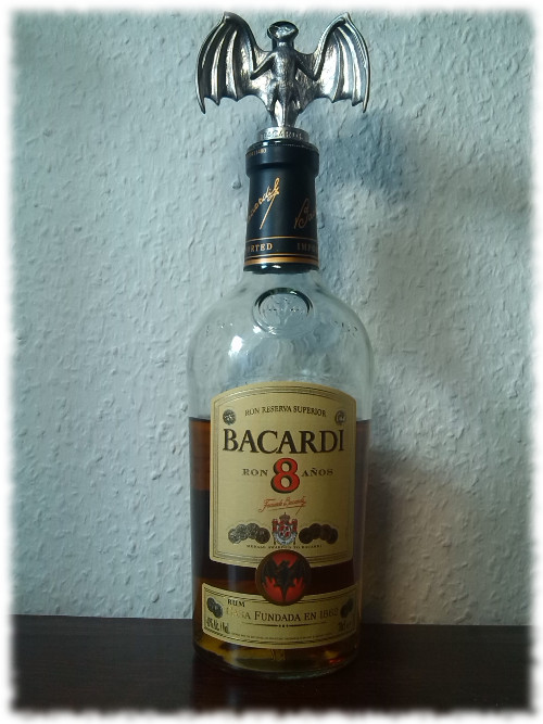 Bacardi 8 Años Flasche