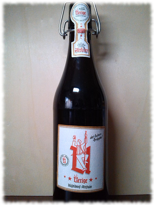 Uerige Altbier Flasche