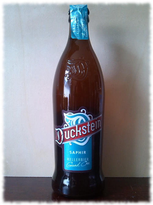 Ducksteiner Saphir Kellerbier Flasche