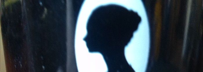 Madame Geneva Gin Titel