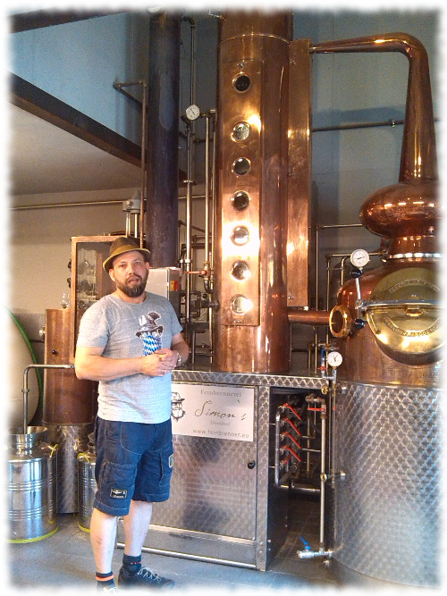 Simon's Feinbrennerei Kolonnenteil