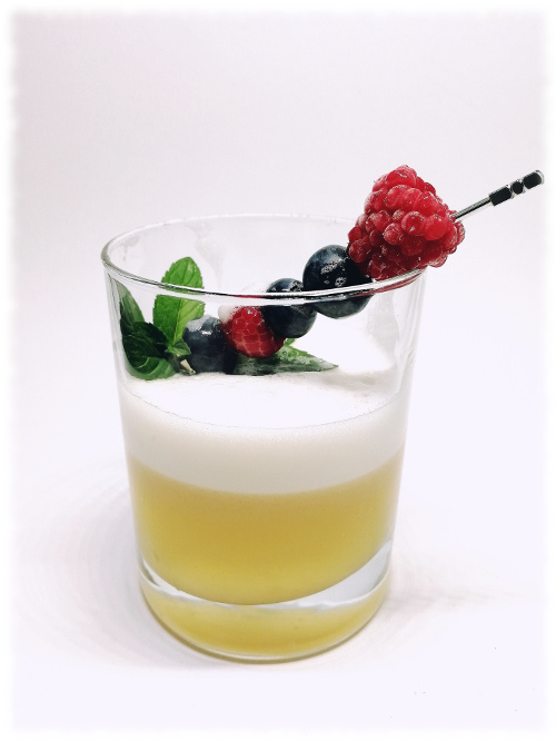 Berry Baijiu Sour