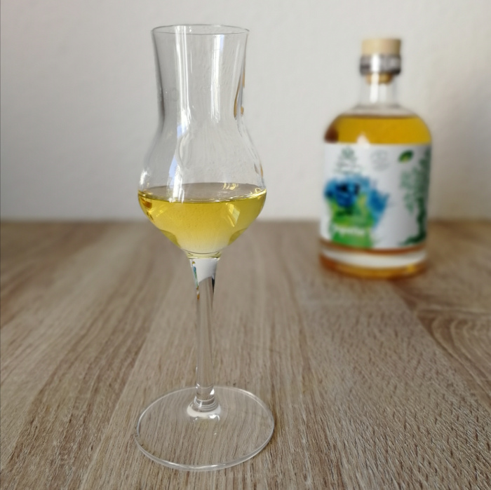Princesa Isabel Cachaça Armazenada em Jaqueira Glas