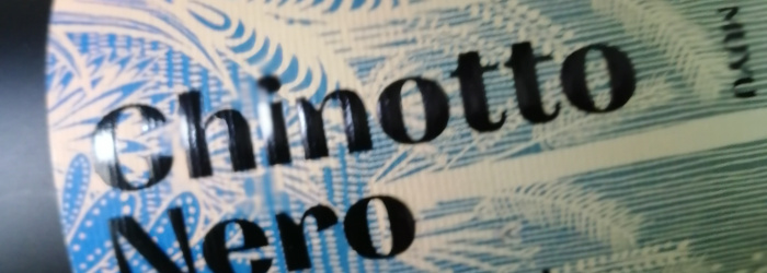 Muyu Chinotto Nero Titel