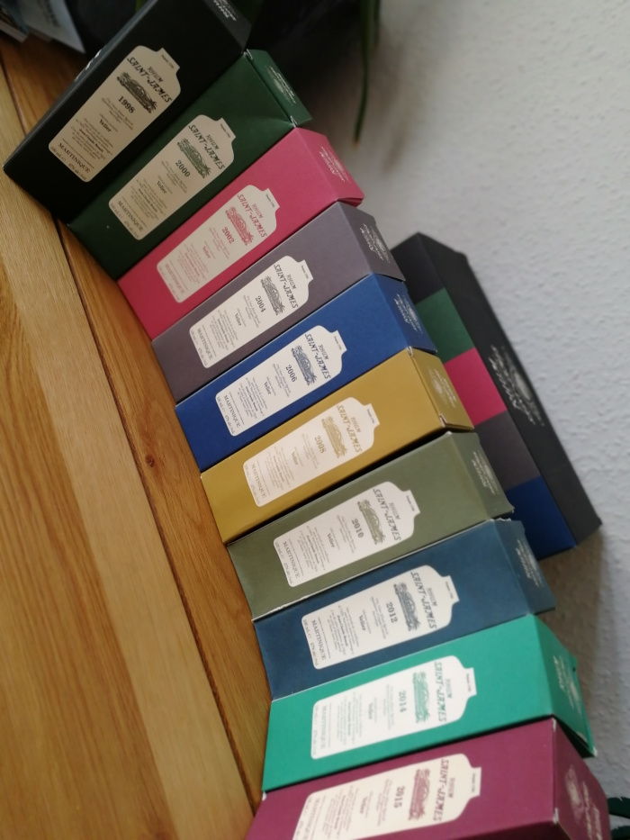 Verticale Velier Rhum Vieux A.O.C. Martinique Millésimes Saint-James Kartons