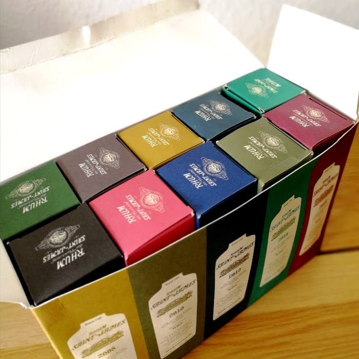 Verticale Velier Rhum Vieux A.O.C. Martinique Millésimes Saint-James von oben