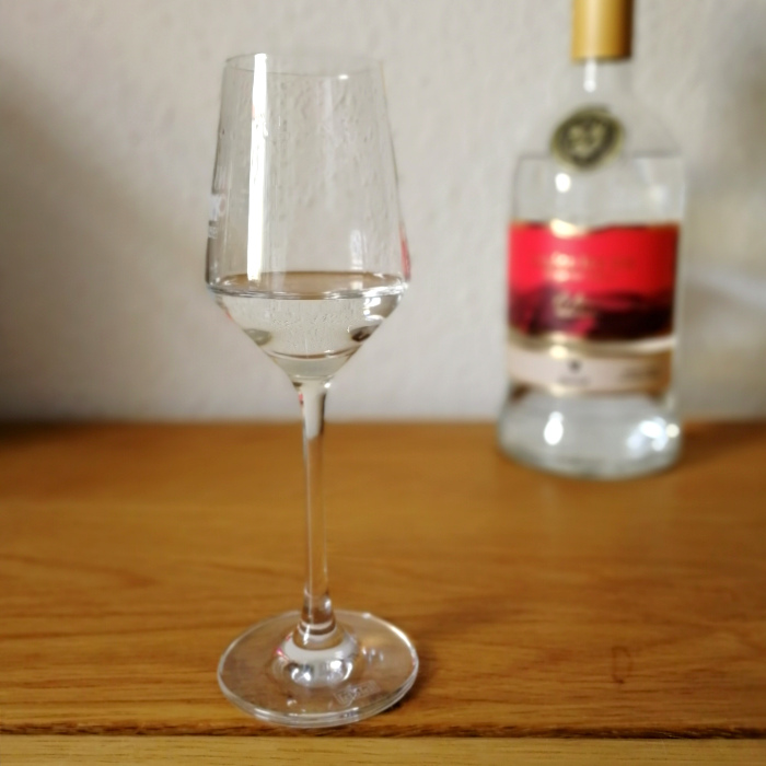 Distillery Krauss London Dry Gin Bergamot Pepper Glas