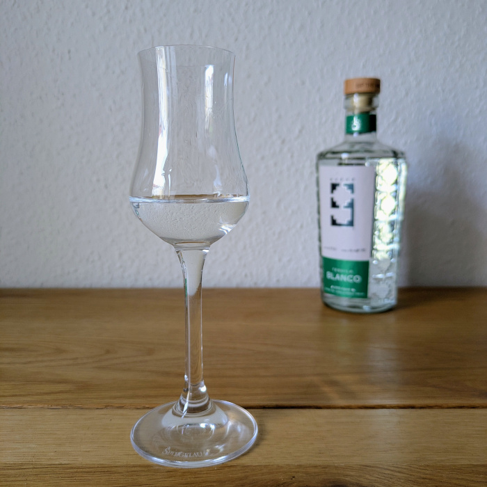 Tequila Nueve Blanco Glas