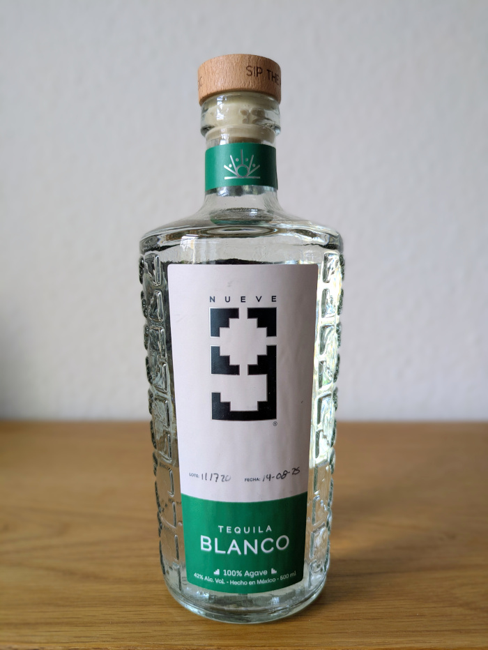 Tequila Nueve Blanco